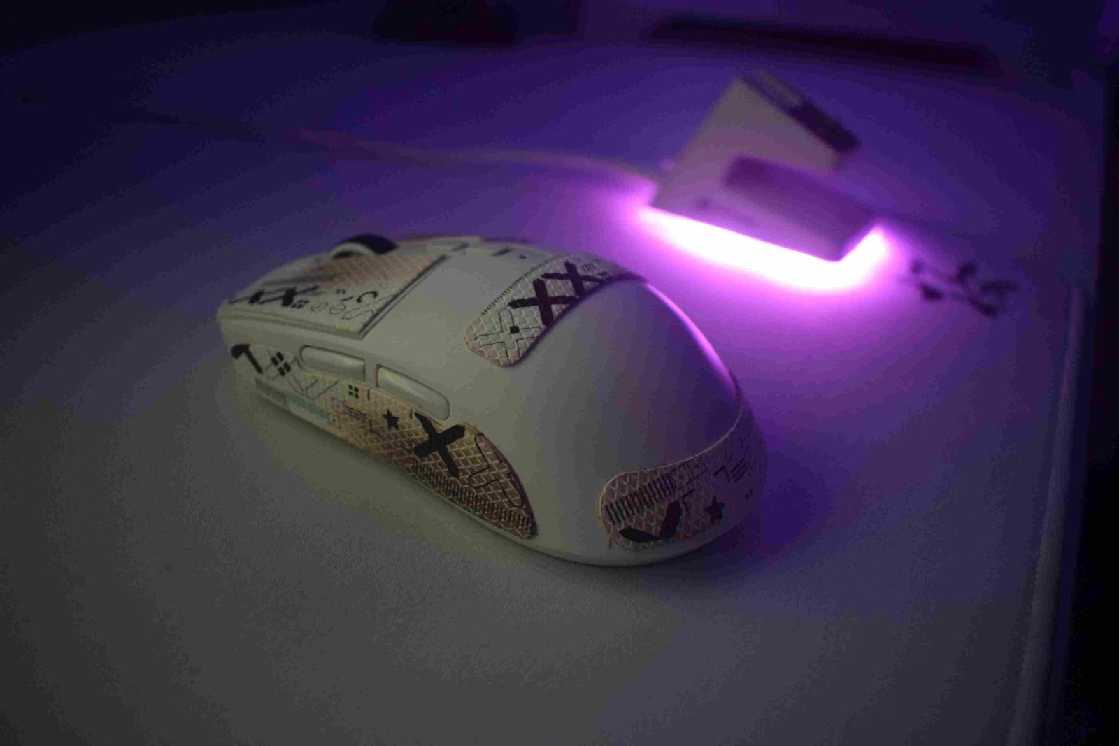 Suciedad en los grip tape de este ratón.